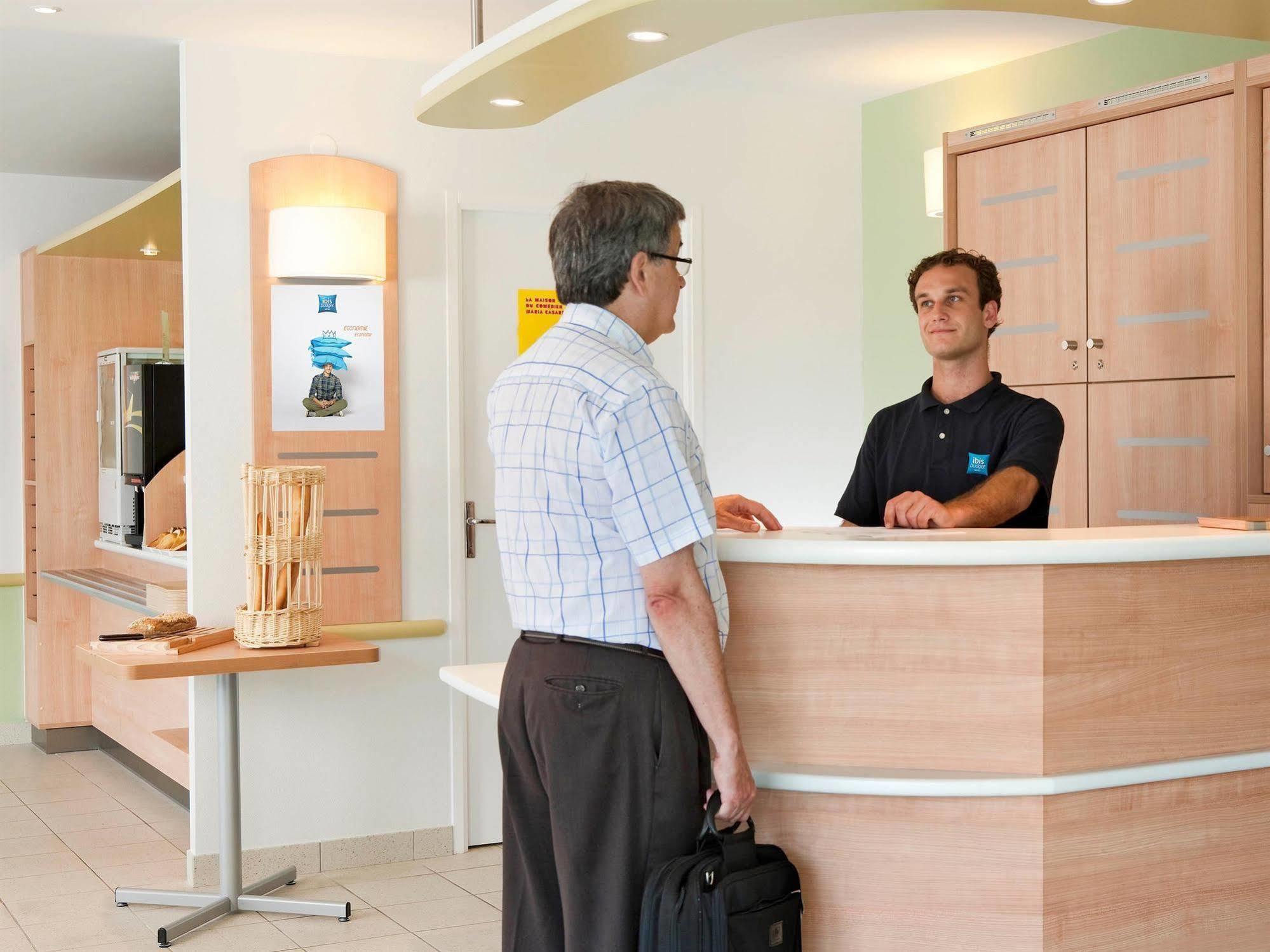 Ibis Budget Berlin Hennigsdorf Exterior foto